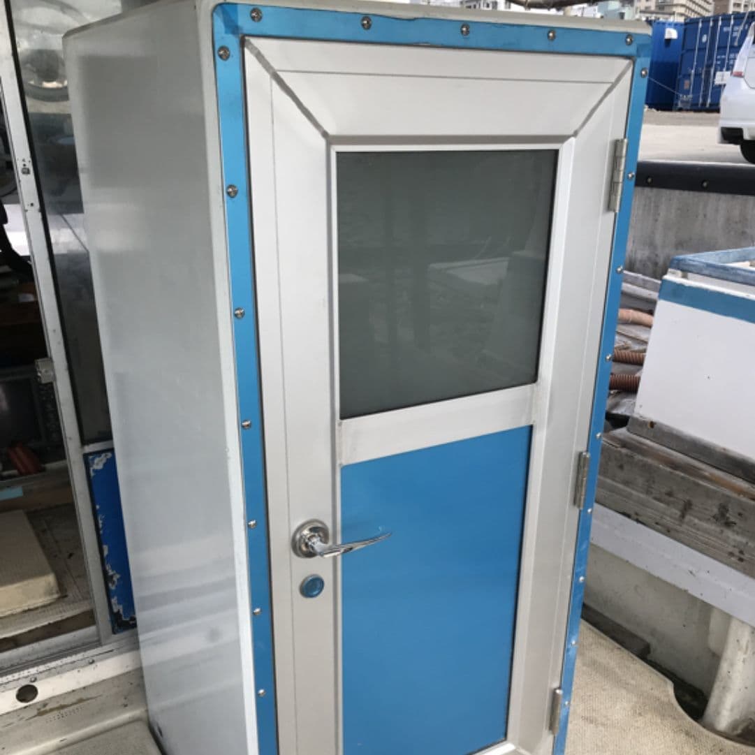 個室マリントイレ（外観）